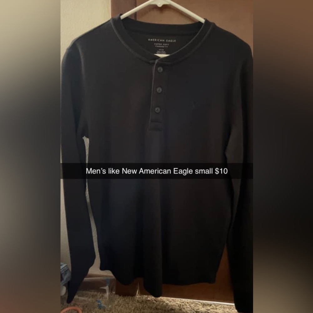 American Eagle men’s small!!!